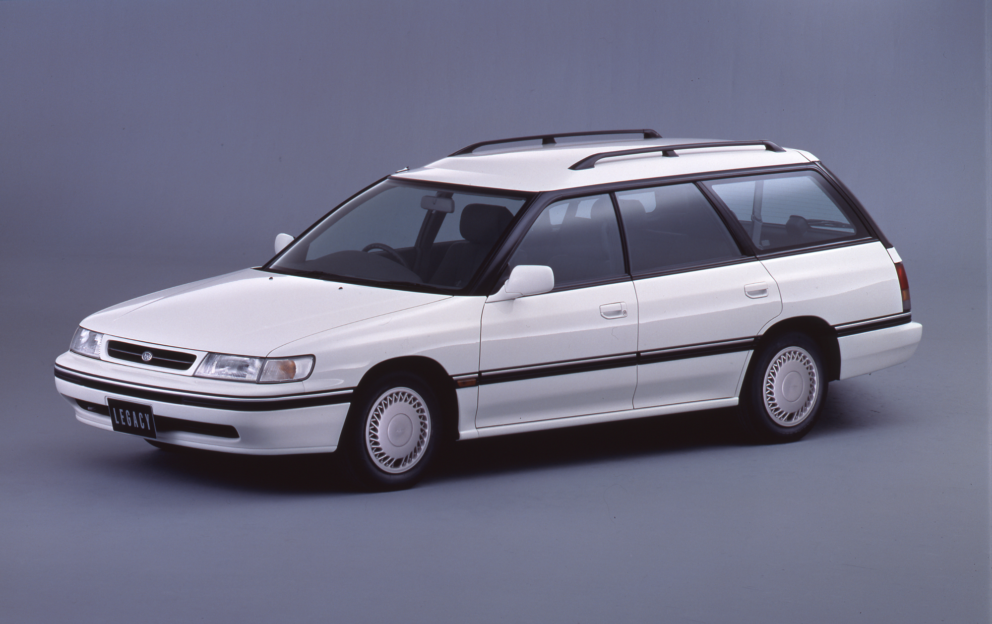 Subaru Legacy wagon 1st generation clearcut.jpg