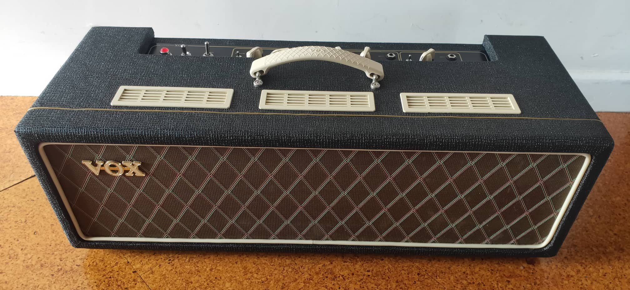 ac30 front.jpg